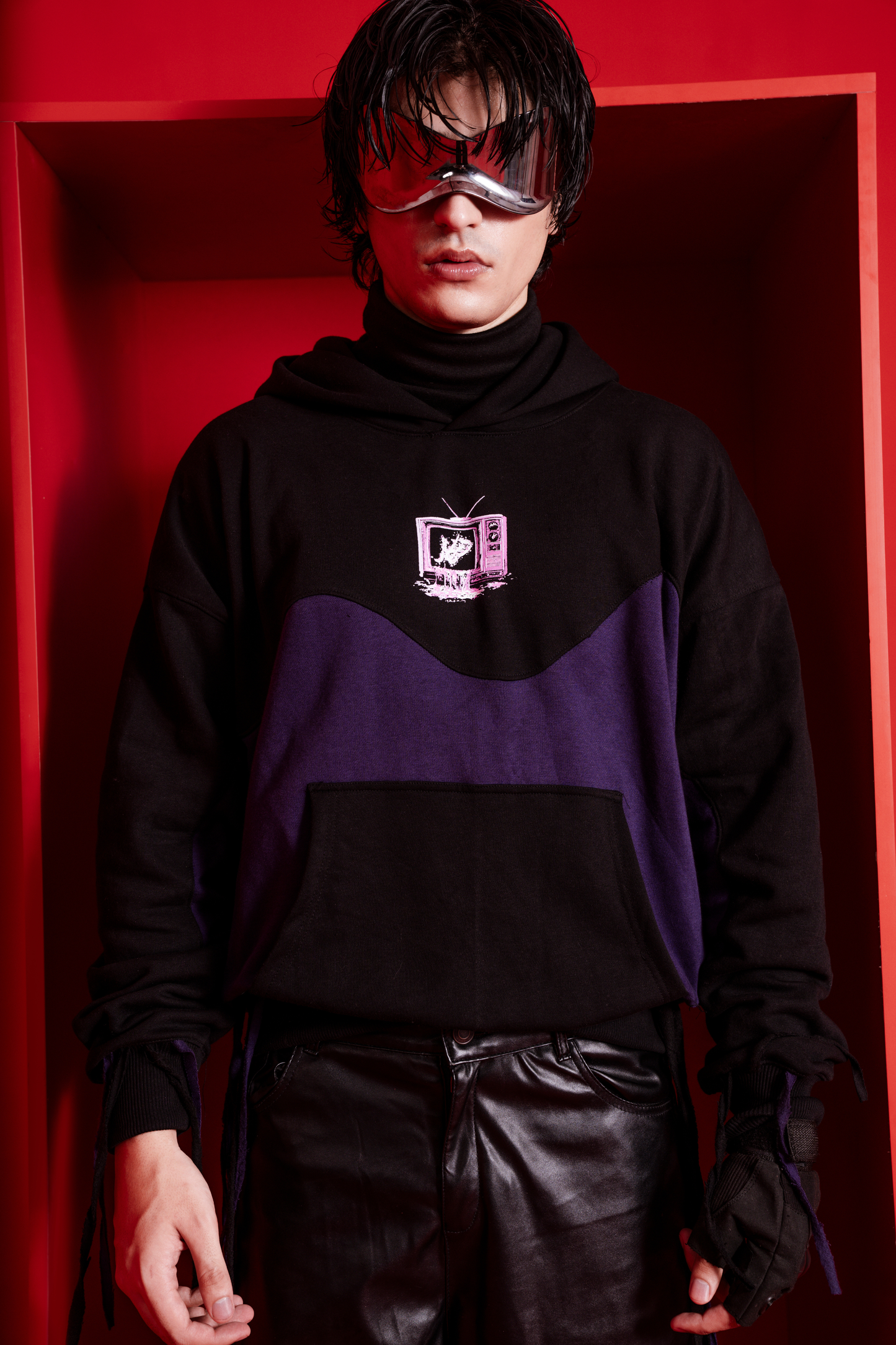 THE GIRAH HOODIE